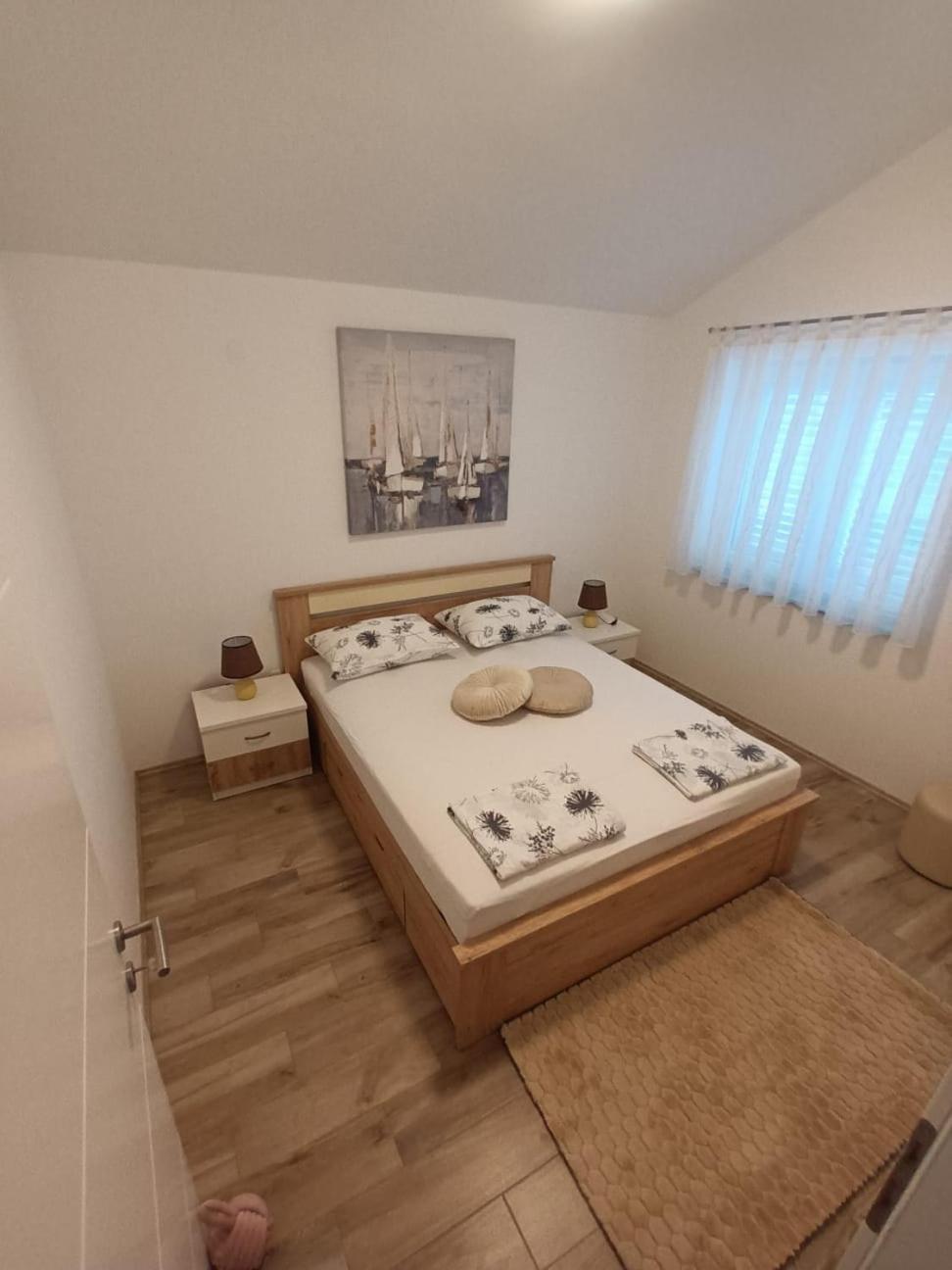 Apartmani Lucija ポヴリャナ エクステリア 写真